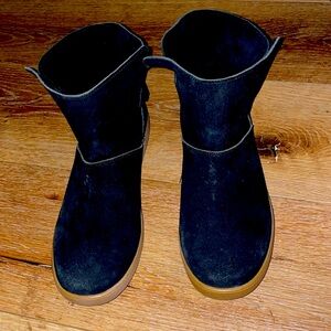 Koolaburra by Ugg Skyler Suede Slip On Ankle Boots Tie Tassel‎ Womens Size 9